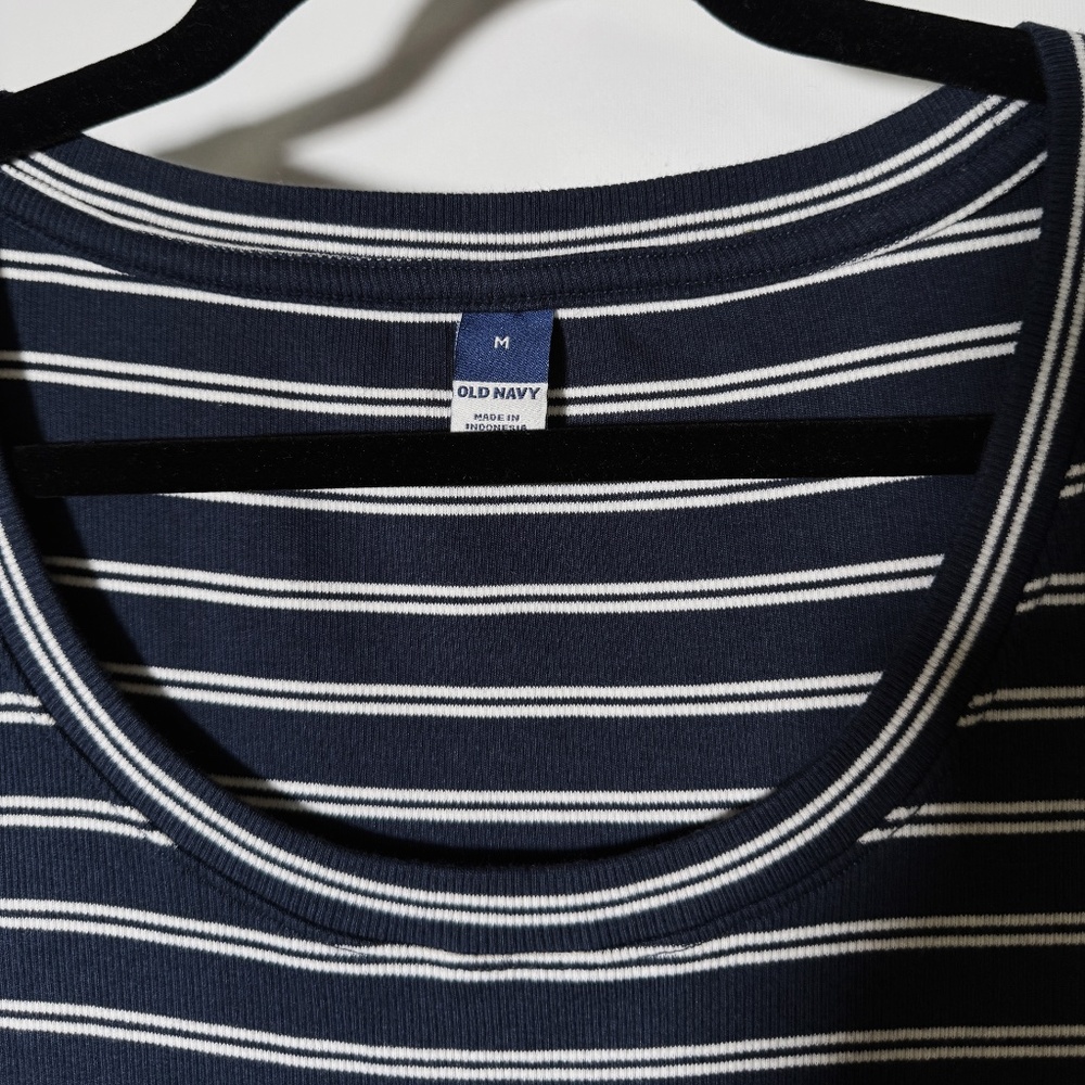 Old Navy - Women’s Fitted Short-Sleeve Striped Rib-Knit Midi Dress Navy/White M - Picture 3 of 5